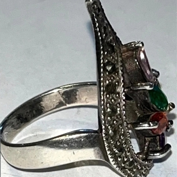 Sterling silver Marcasite ring with various colored stones - Picture 6 of 6